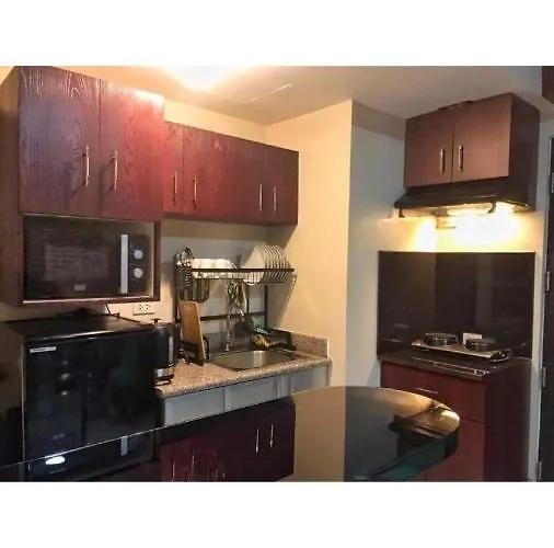 Hazel's Place Apartahotel